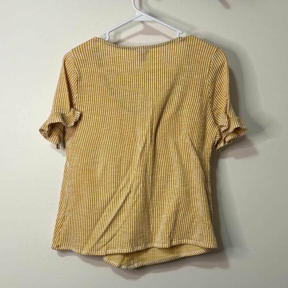 Yellow Striped‎ Button-Up Women's Top size Large - Picture 5 of 6